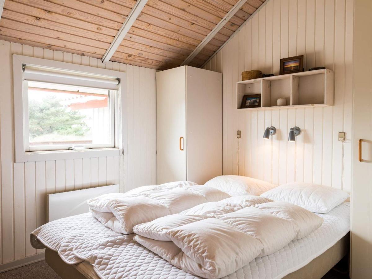 Holiday Home Hvide Sande Xxx Bjerregård Quarto foto